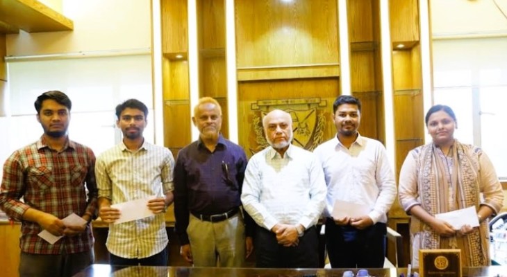 একাডেমিক কৃতিত্বে ইউজিসি মেধাবৃত্তি পেলো বাকৃবির ৬ শিক্ষার্থী